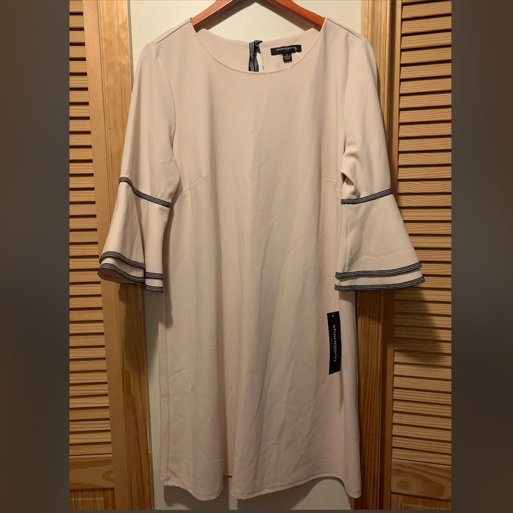 Sharagano blush stretch dress